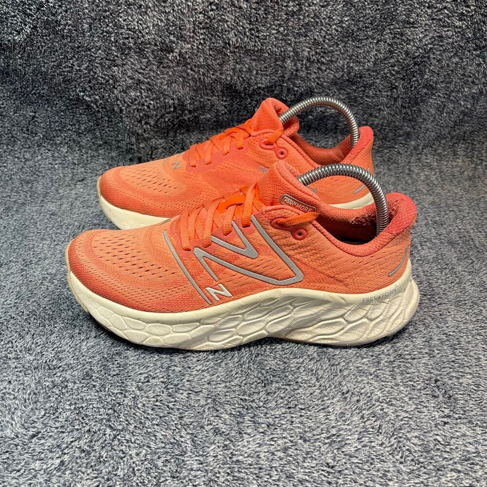 New Balance Fresh Foam X More v4 Running Shoes Size 8.5 Womens